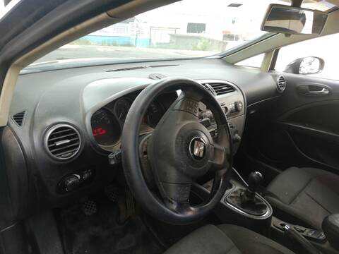 Salpicadero Seat Leon BKD