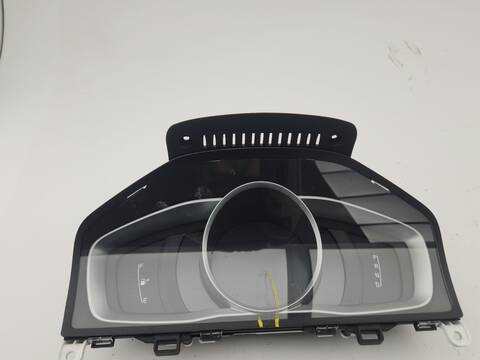 Foto 4ª: Cuadro de Instrumentos Volvo XC 60 KINETIC 2WD 150CV 110KW [D4204T4] (2017)