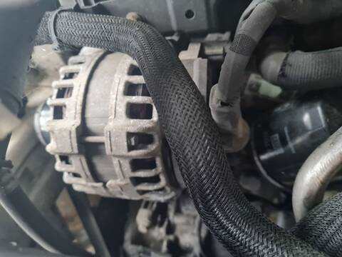 Foto 1ª: Alternador Nissan Qashqai TEKNA 110CV 81KW [K9K646] (2015)