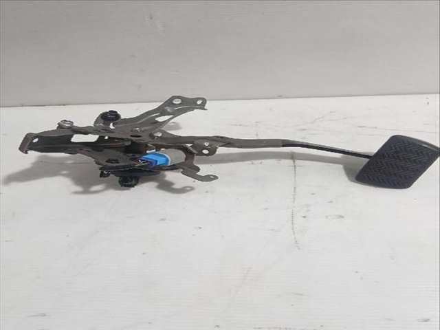 Foto 3ª: Pedal Freno Toyota Yaris 1.5 HYBRID MXPH11) 92CV [M15A-FXE] (2020)