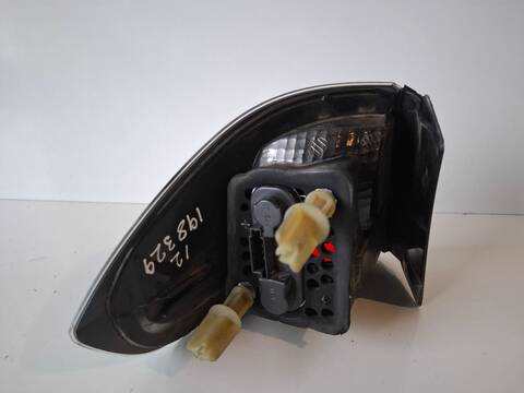Foto 2ª: Piloto Trasero Derecho Ford S Max TREND 1 TDCI CAT 125CV (2006)