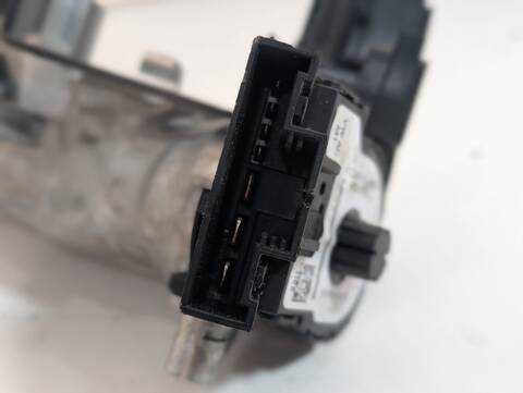 Foto 3ª: Bombin Arranque Volkswagen Polo ADVANCE 90CV 66KW (2011)