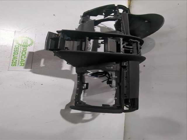 Foto 3ª: Salpicadero Peugeot 407 1.6 HDI 110 6D9HZC 6D9HYC) 109CV [9HY (DV6TED4) 9HZ (DV6TED4)] (2004)