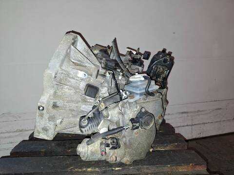 Foto 2ª: Caja Cambios Automatica Toyota Yaris LIVE 1 TD CAT 90CV AUT. (2011)