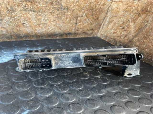 Foto 3ª: Centralita Motor ECU Toyota Yaris ACTIVE 1 16V CAT 111CV (2017)