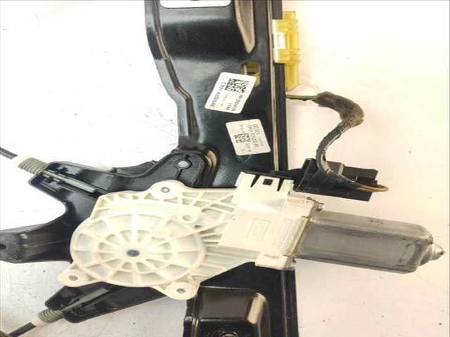 Foto 2ª: Elevalunas Eléctrico Delantero Derecho Ford Focus 1.0 ECOBOOST (2010)