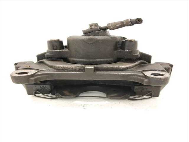 Foto 2ª: Pinza Freno Delantera Derecho Volkswagen Passat ADVANCE 2 TDI 110CV (2005)