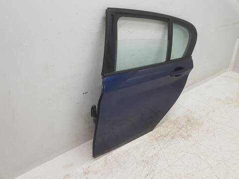 Foto 2ª: Puerta Trasera Izquierda Bmw Serie 1 114 118D (2015)