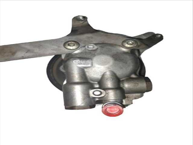 Foto 3ª: Bomba de Direccion Bmw Serie 5 525 3.0 D TOURING E61) (2004)