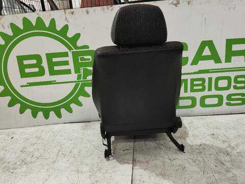 Foto 2ª: Asiento Delantero Derecho Volkswagen Golf 1.9 DIESEL BERLINA 64CV [AEY] (1991)