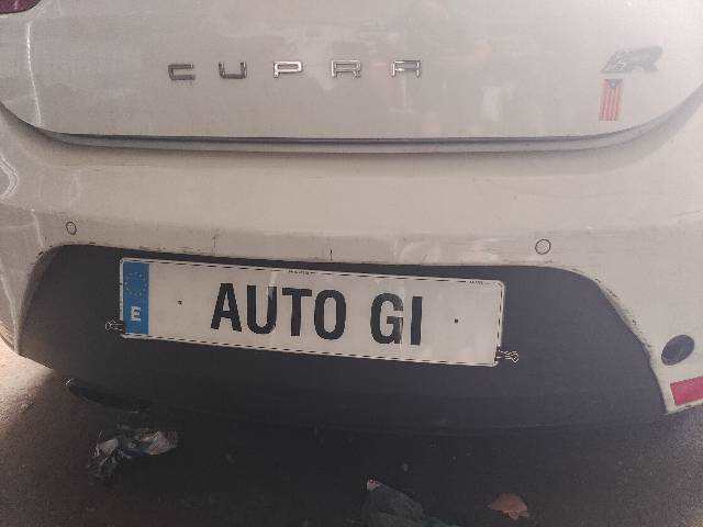 Foto 3ª: Paragolpes Trasero Seat Leon 2.0 TFSI CUPRA [CDL] (2011)