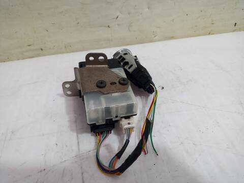 Foto 2ª: Motor de Arranque Toyota Prius BASIS 78CV 57KW [1NZFXE] (2009)