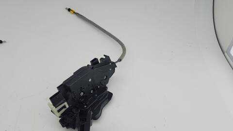 Foto 3ª: Cerradura Puerta Trasera Derecha Mercedes Clase C 160 C 220 T D 206.204) 220CV 162KW FAMILIAR [254920] (2023)