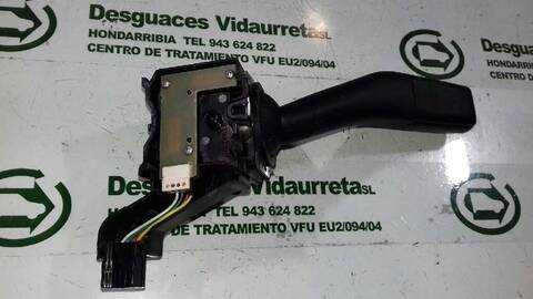 Foto 2ª: Mando Multifuncion Volkswagen Tiguan COUNTRY 140CV 103KW [CBAB] (2008)