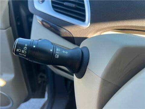 Foto 2ª: Mando Multifuncion Renault Scenic 2.0 16V JZ0G JZ0P JZ1E JZ1P) 140CV 103KW [M4R 710,M4R 711,M4R 713] (2009)