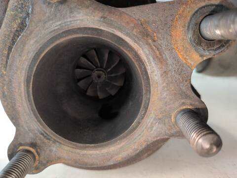 Foto 3ª: Turbocompresor Mitsubishi ASX 4N13 (2010)