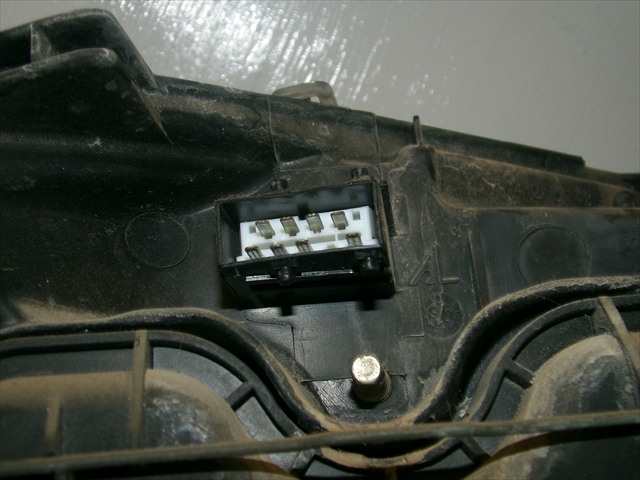 Foto 3ª: Faro Izquierdo Citroen C3 1.1 G 2002-2010 [HFX] (2007)