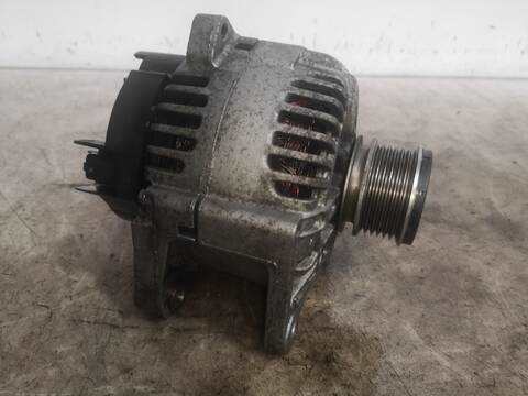 Foto 2ª: Alternador Dacia Sandero K9K796 (2010)