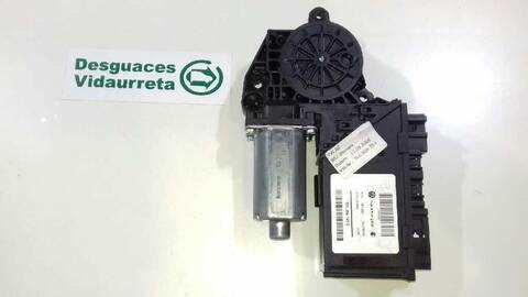 Foto 1ª: Elevalunas Eléctrico Trasero Izquierdo Volkswagen Touareg TDI V6 225CV 165KW [BKS] (2006)