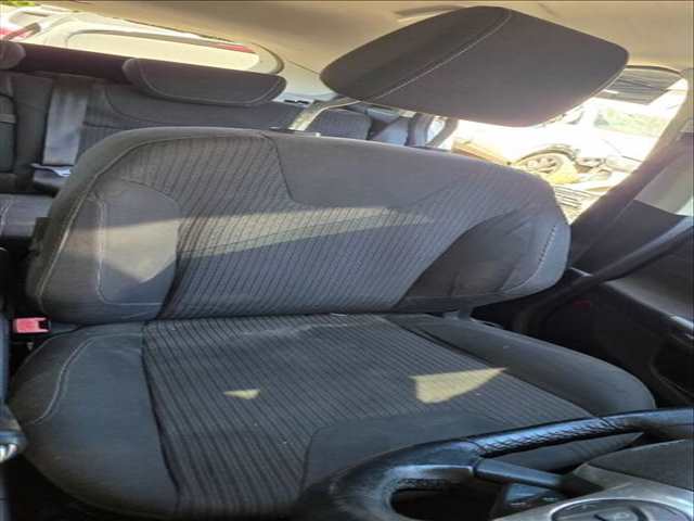 Asiento Delantero Izquierdo Ford Focus TREND 116CV 85KW