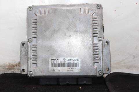 Foto 1ª: Centralita Motor ECU Renault Laguna PRIVILEGE 150CV 110KW (2001)