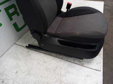 Foto 2ª: Asiento Delantero Derecho Seat Altea STYLE ECOMOTIVE 105CV 77KW [CAYC] (2012)