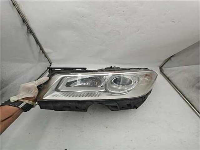 Faro Izquierdo Renault Megane 1.6 EMOTION [1.6 LTR. - 83 KW CAT] II BERLINA 5P (10.2002-_)