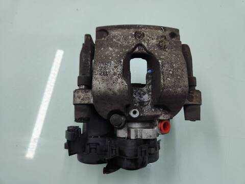 Foto 4ª: Pedal Embrague Mercedes Clase G 230 GLC 250 D 4MATIC 253.909) 204CV 150KW [651921] (2024)