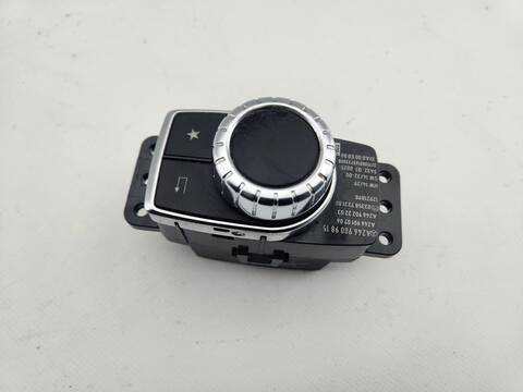 Foto 3ª: Mando Multifuncion Mercedes Clase G 230 GLA 200 CDI 156.908) 136CV 100KW [651930] (2015)