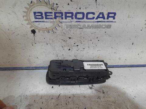 Foto 2ª: Botonera Elevalunas Jaguar XE 2.0 DIESEL CAT 180CV (2014)