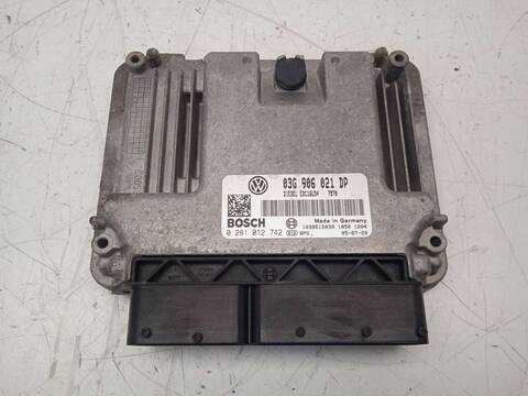 Foto 2ª: Centralita Motor ECU Volkswagen Passat ADVANCE BERLINA 105CV 77KW [BKC] (2005)