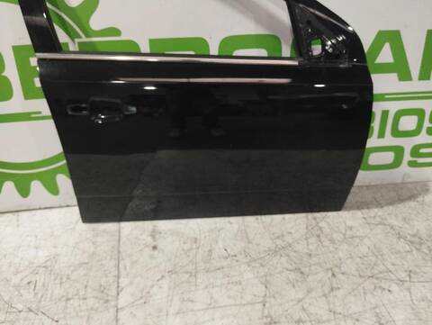 Foto 2ª: Puerta Delantera Derecha Opel Astra ESSENTIA 90CV [Z14XEP] (2004)