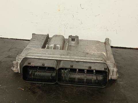 Foto 3ª: Centralita Motor ECU Seat Ibiza ERENCE 1 TDI 80CV (2008)