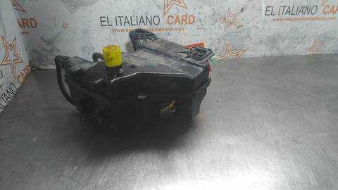 Foto 2ª: Deposito de Combustible Citroen C4 FEEL PICASSO 120CV 88KW [BHZ] (2021)