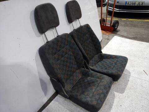 Foto 2ª: Asientos Traseros Mercedes Vito 112 CDI 638.094) 122CV [OM 611] (1996)