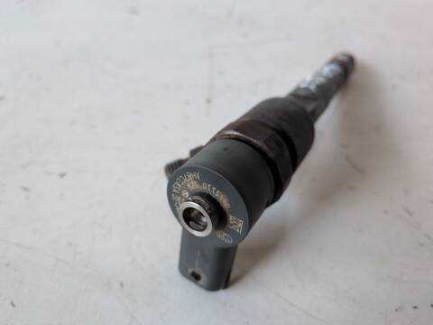 Foto 2ª: Inyectores Opel Corsa A13DTC (2014)