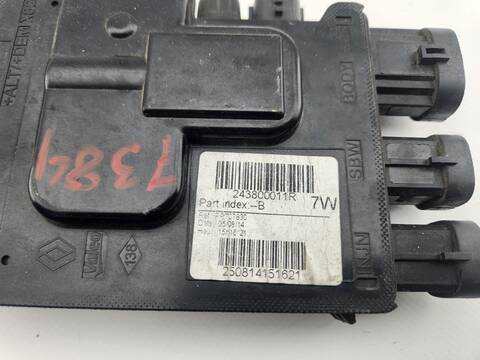 Foto 2ª: Centralita Motor ECU Renault Megane BUSINESS BERLINA 95CV 70KW III BERLINA 5 P [K9K846] (2014)