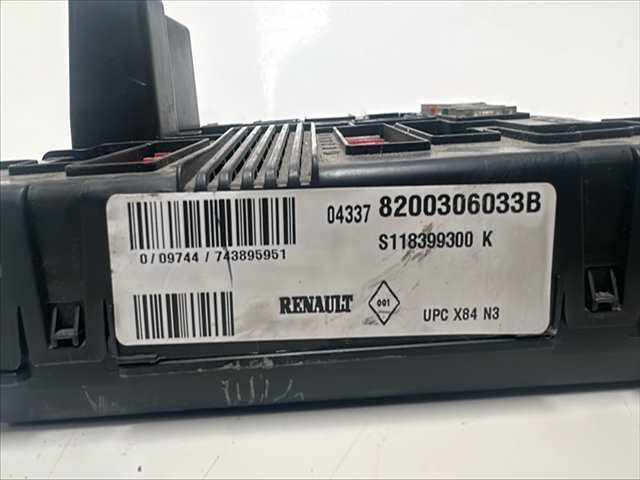 Foto 2ª: Centralita Confort BSI Renault Megane 1.6 GASOLINA [GK4MT4] (2005)