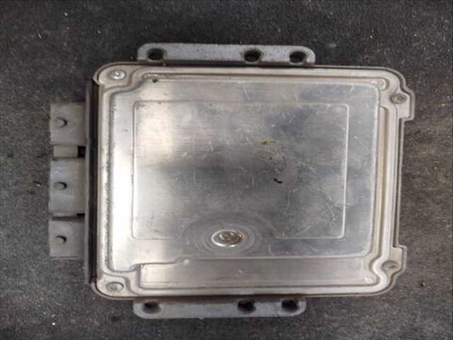 Foto 2ª: Centralita Motor ECU Nissan Primastar VERSION INDEFINIDA (2002)