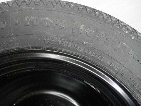 Foto 2ª: Neumatico Peugeot 3008 STYLE 114CV (2009)