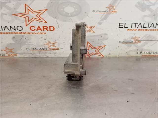 Foto 3ª: Centralita Motor ECU Renault Clio ZEN 89CV 66KW [H4B A4] (2015)