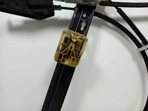 Foto 2ª: Elevalunas Eléctrico Delantero Izquierdo Audi A1 CAYC (2010)