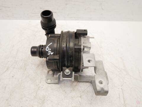 Bomba de Agua Mercedes EQB 292 CV 215KW