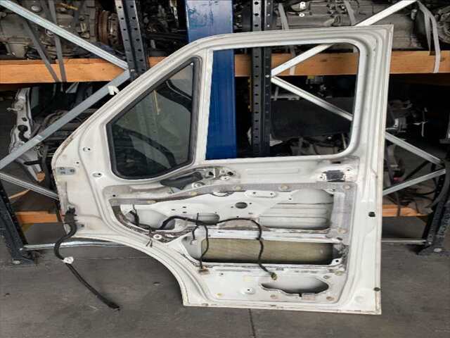 Foto 2ª: Puerta Delantera Derecha Peugeot Boxer 2.200 HDI100CV/74KW [4HY] (2005)