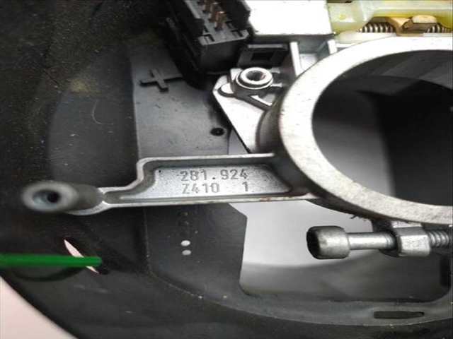 Foto 2ª: Mando Multifuncion Mercedes Clase B 150 B 200 CDI 245.208) 140CV (2005)