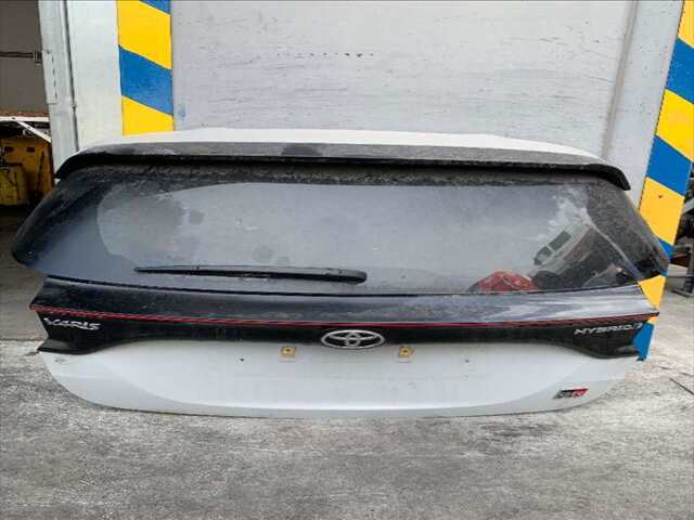 Portón Toyota Yaris 1.5 HIBRID 116CV 0CV