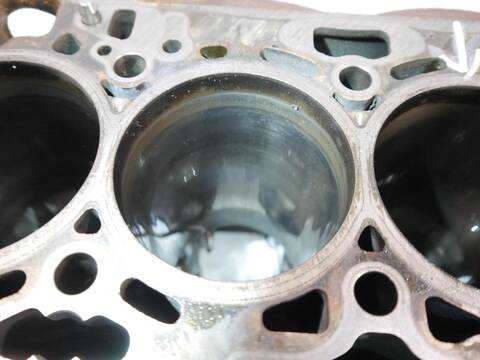 Foto 1ª: Bloque Motor Audi Q3 110 - 150 CV [CUVA CUVB CUVC CUVD CUVE CUV] (2015)