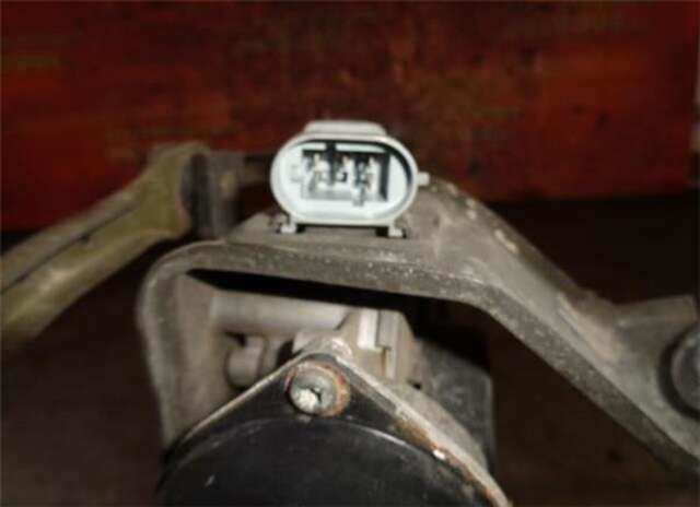 Foto 3ª: Motor Limpia Delantero Renault Master 2.5 COMBI 2.8T L1 9-PL. [2.5 LTR. - 88 KW DCI DIESEL CAT] [G9U754]