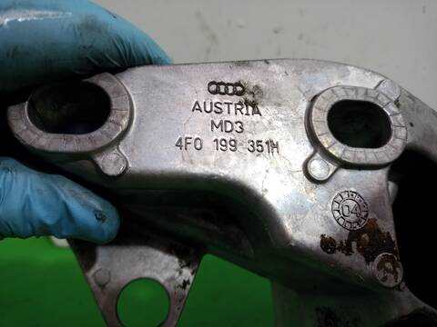 Foto 2ª: Soporte Motor Audi A6 2.4 BERLINA 177CV 130KW [BDW] (2004)