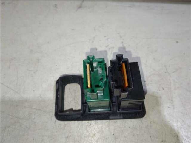Foto 3ª: Mando Multifuncion Mitsubishi Montero 2.0 GDI (H67W. H77W) [4G94 (GDI)]